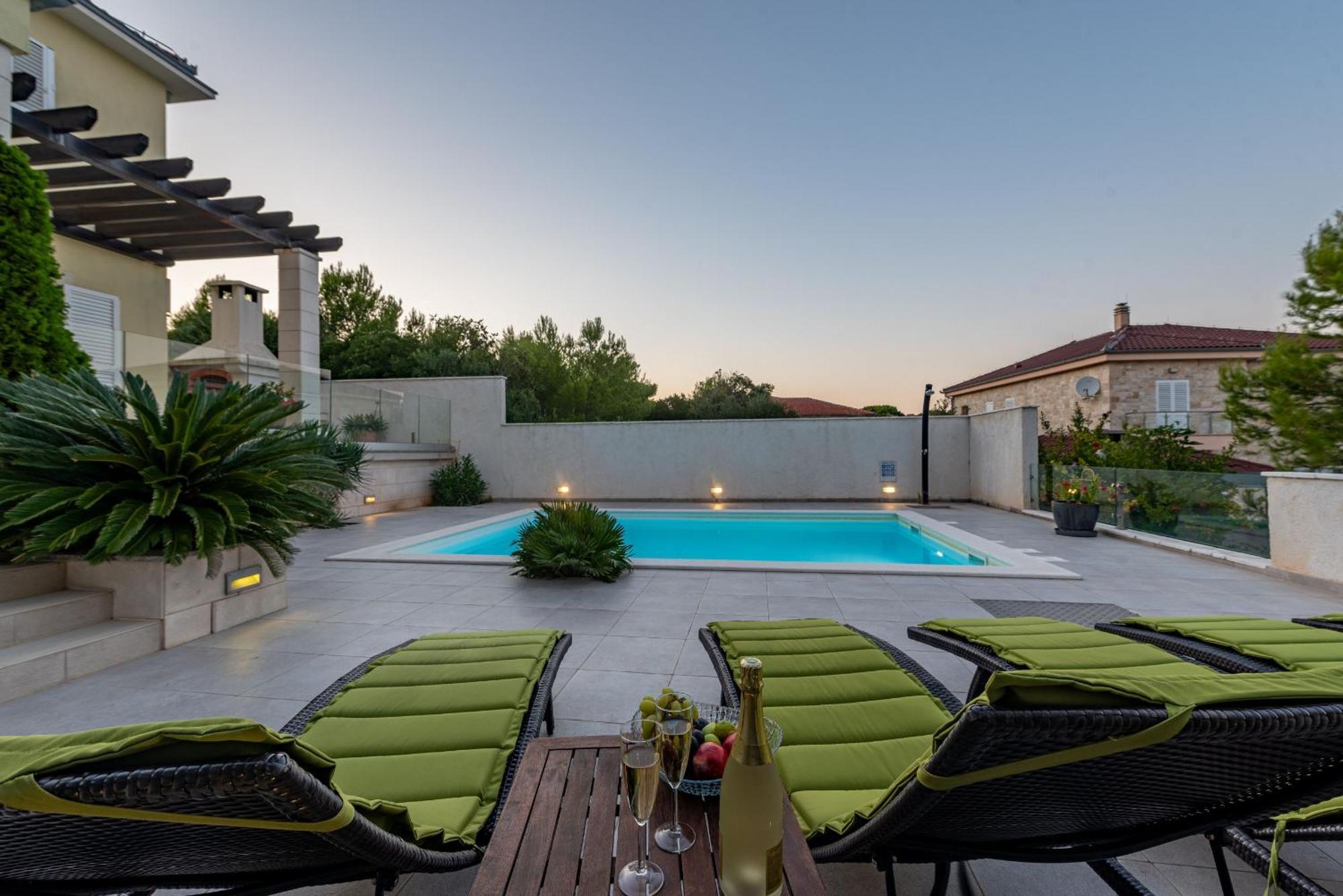 Villa Tatijana Zadarvillas تشوكييتزا المظهر الخارجي الصورة